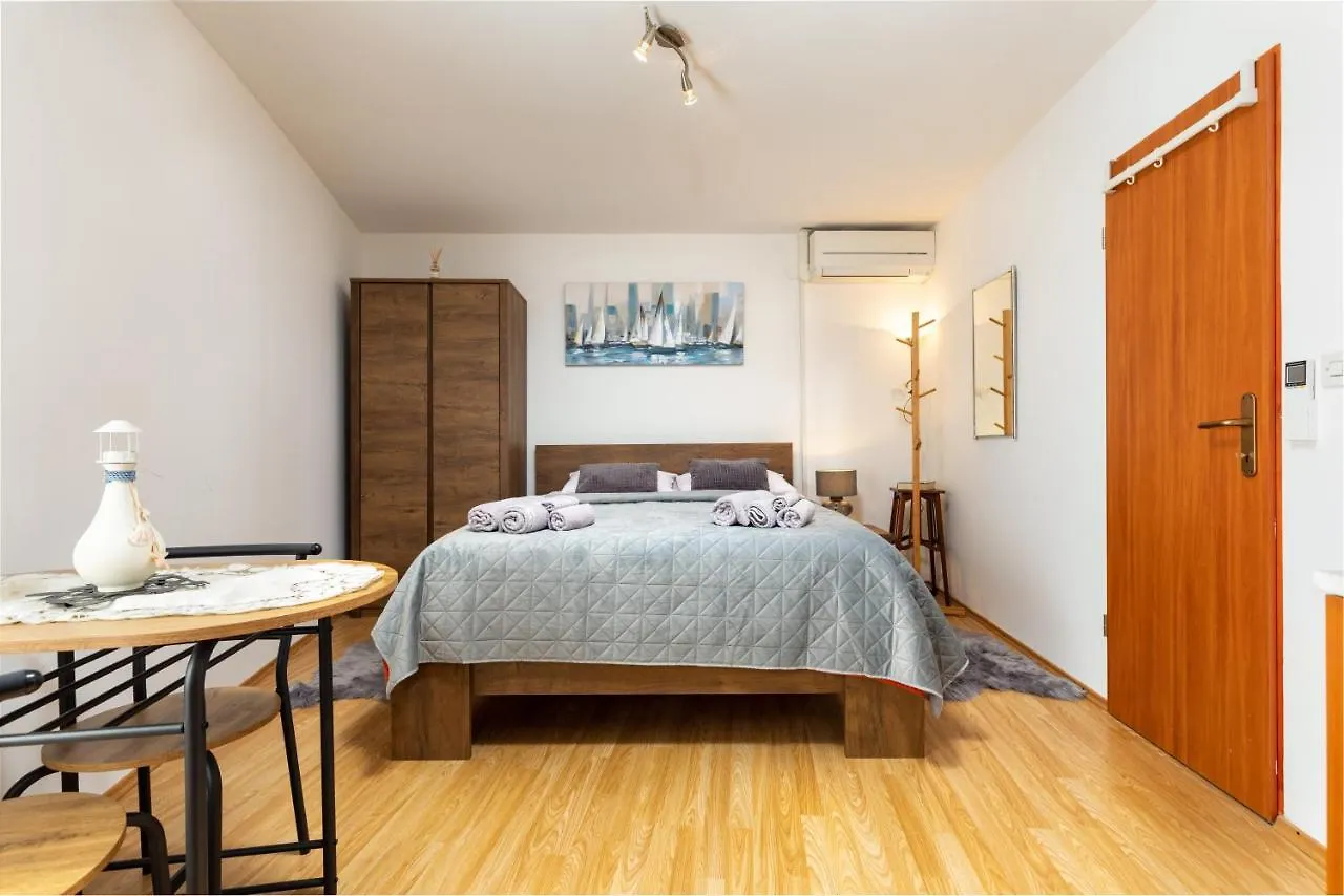 Charming Apartments In The Heart Of Old Town Rovinj, Just Minutes From The Sea كرواتيا