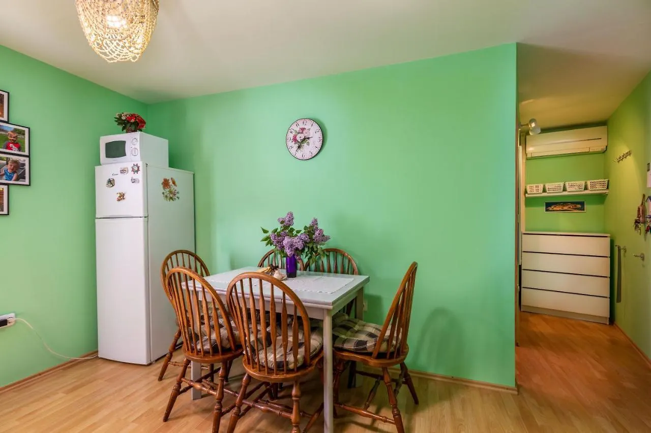 اتصالات Charming Apartments In The Heart Of Old Town Rovinj, Just Minutes From The Sea 